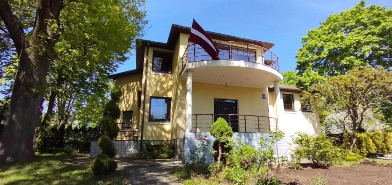 Plavu 16 Apartment Jurmala Bagian luar foto