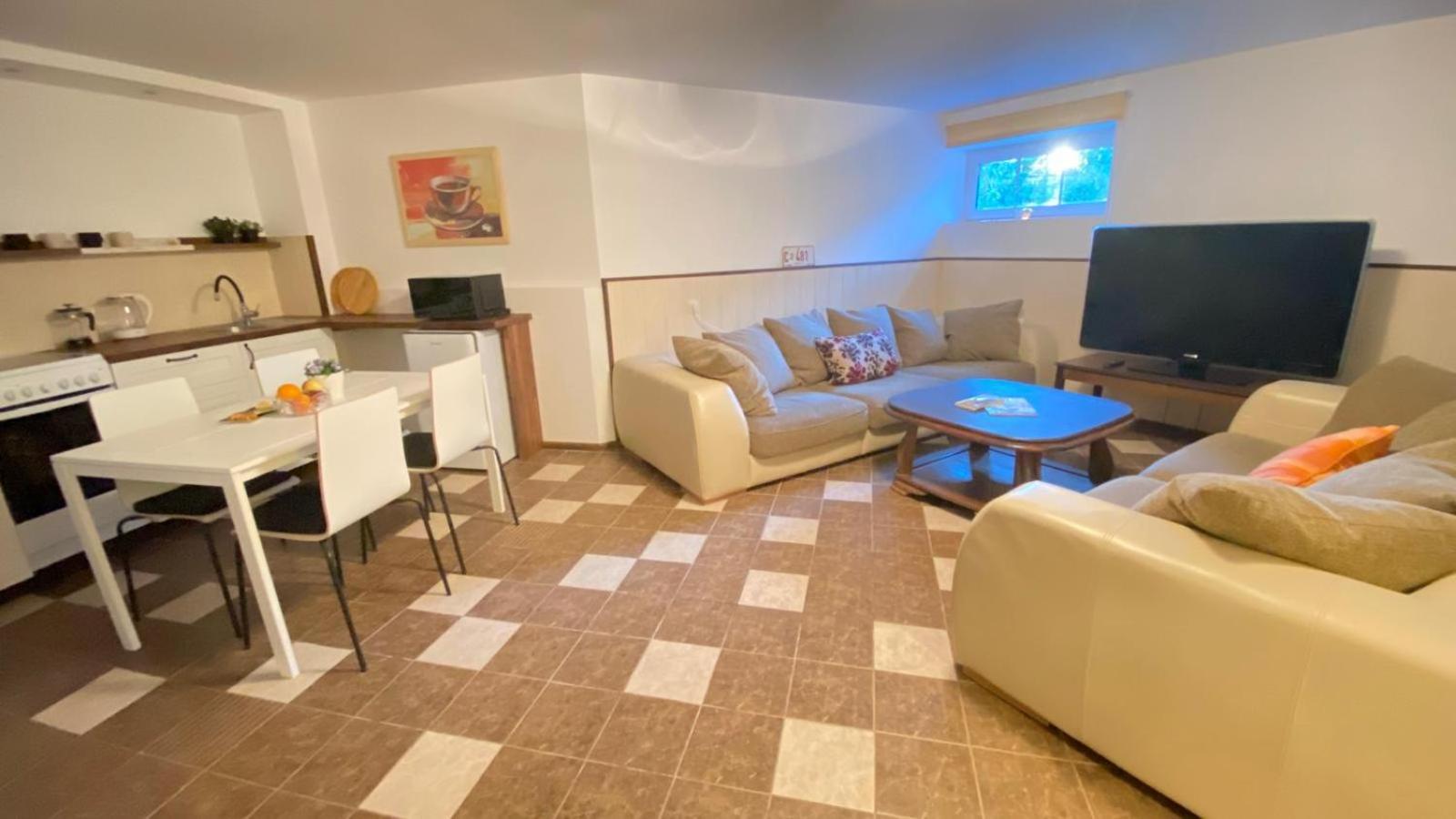 Plavu 16 Apartment Jurmala Bagian luar foto